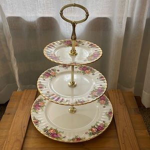 Royal Albert old country roses 3 tier cake stand